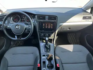 Volkswagen Golf 2020 280TSI DSG Confortable intérieur photo 12 Volkswagen Golf 2020 280TSI DSG Confortable intérieur photo 12