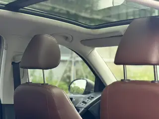 Volkswagen Tiguan 2015 1.8TSI Automatic two-drive fashion version interior photo 8 Volkswagen Tiguan 2015 1.8TSI Automatic two-drive fashion version interior photo 8