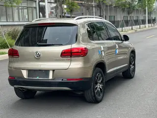 Volkswagen Tiguan 2015 1.8TSI Automatic two-drive fashion version interior photo 9 Volkswagen Tiguan 2015 1.8TSI Automatic two-drive fashion version interior photo 9