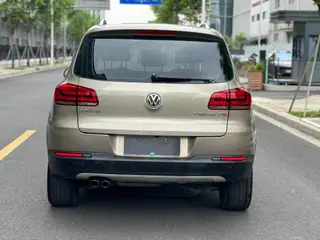 Volkswagen Tiguan 2015 1.8TSI Automatic two-drive fashion version interior photo 11 Volkswagen Tiguan 2015 1.8TSI Automatic two-drive fashion version interior photo 11