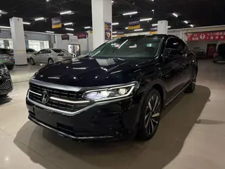 Volkswagen Passat 2023 330TSI Luxury Edition exterior photo 1 Volkswagen Passat 2023 330TSI Luxury Edition exterior photo 1