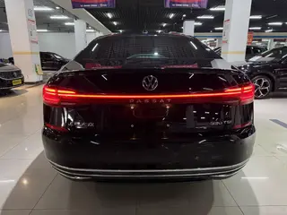 Volkswagen Passat 2023 330TSI Luxury Edition interior photo 8 Volkswagen Passat 2023 330TSI Luxury Edition interior photo 8