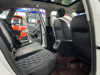 Volkswagen Sagitar 2023 300TSI DSG Premium Edition interior photo 9 Volkswagen Sagitar 2023 300TSI DSG Premium Edition interior photo 9
