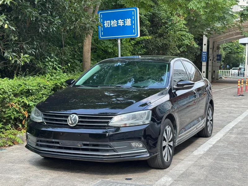 Volkswagen Sagitar 2018 1.6L Automatic Comfort Type exterior photo 1 Volkswagen Sagitar 2018 1.6L Automatic Comfort Type exterior photo 1
