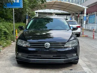 Volkswagen Sagitar 2018 1.6L Automatic Comfort Type exterior photo 2 Volkswagen Sagitar 2018 1.6L Automatic Comfort Type exterior photo 2