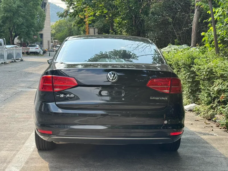 Volkswagen Sagitar 2018 1.6L Automatic Comfort Type exterior photo 3 Volkswagen Sagitar 2018 1.6L Automatic Comfort Type exterior photo 3