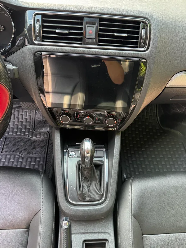 Volkswagen Sagitar 2018 1.6L Automatic Comfort Type interior photo 14 Volkswagen Sagitar 2018 1.6L Automatic Comfort Type interior photo 14