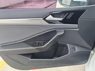 Volkswagen Sagitar 2020 280TSI DSG Comfortable Country VI interior photo 12 Volkswagen Sagitar 2020 280TSI DSG Comfortable Country VI interior photo 12