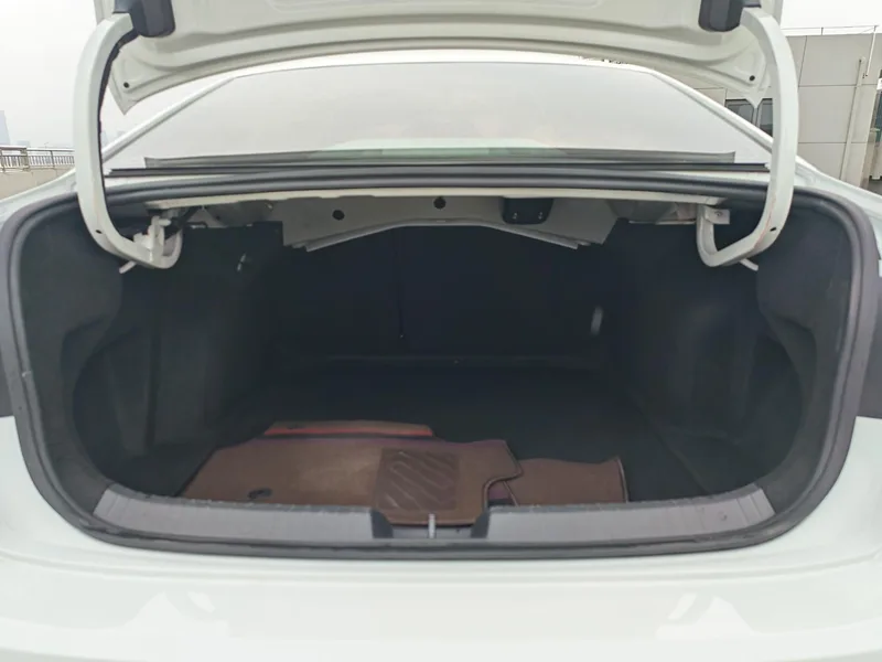 Volkswagen Sagitar 2020 280TSI DSG Comfortable Country VI interior photo 18 Volkswagen Sagitar 2020 280TSI DSG Comfortable Country VI interior photo 18