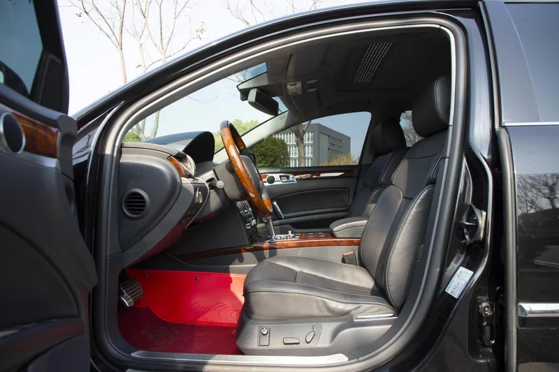 Volkswagen Phaeton 2014 3.0L Administrative exterior photo 7 Volkswagen Phaeton 2014 3.0L Administrative exterior photo 7