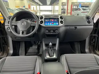 Volkswagen Tiguan 2016 280TSI Automatic Two-Drive Silk Road Fashion Edition exterior photo 6 Volkswagen Tiguan 2016 280TSI Automatic Two-Drive Silk Road Fashion Edition exterior photo 6