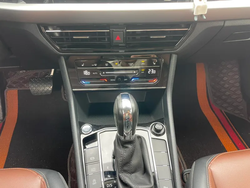 Volkswagen Lavida 2021 280TSI DSG Luxury Edition interior photo 9 Volkswagen Lavida 2021 280TSI DSG Luxury Edition interior photo 9