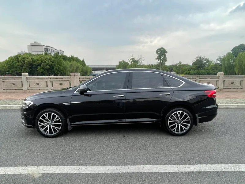 Volkswagen Lavida 2021 280TSI DSG Luxury Edition interior photo 15 Volkswagen Lavida 2021 280TSI DSG Luxury Edition interior photo 15