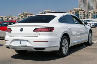 Volkswagen CC 2020 330TSI Version Huayan État VI extérieur photo 5 Volkswagen CC 2020 330TSI Version Huayan État VI extérieur photo 5
