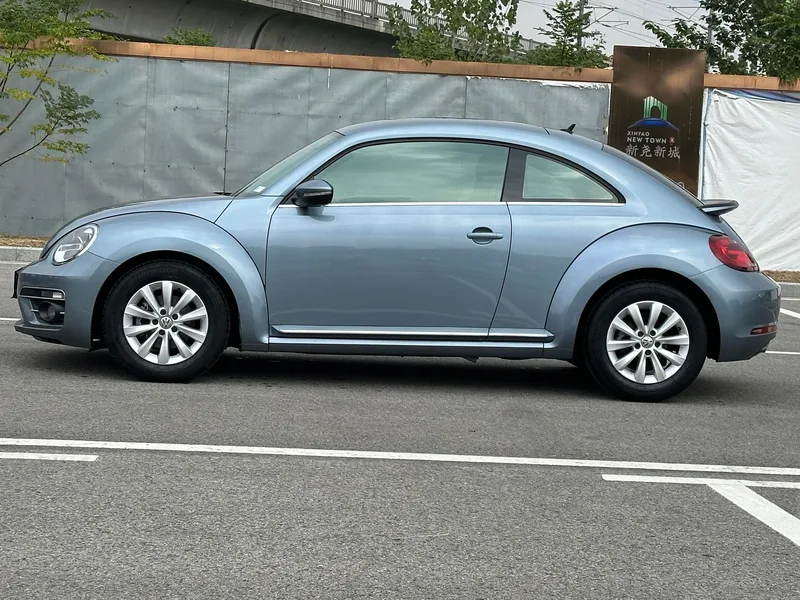 Volkswagen Beetle 2018 180TSI Yile type exterior photo 3 Volkswagen Beetle 2018 180TSI Yile type exterior photo 3