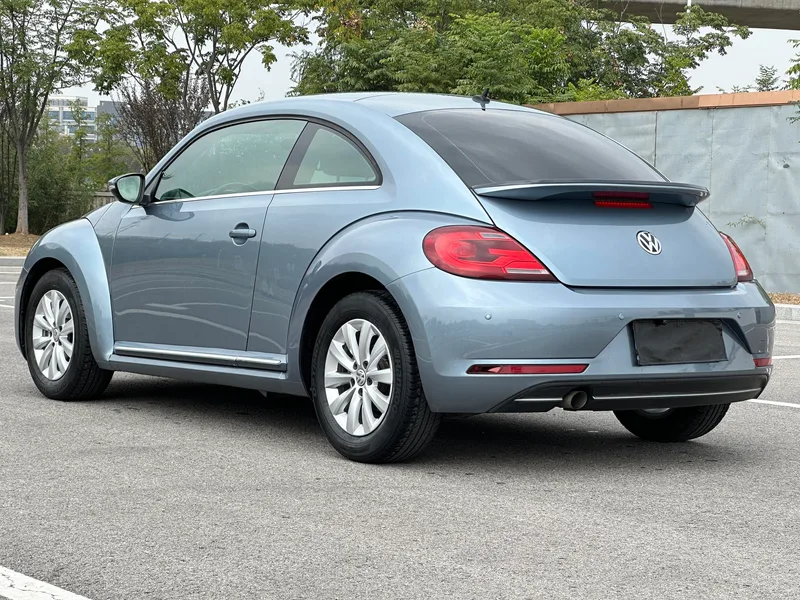 Volkswagen Beetle 2018 180TSI Yile type exterior photo 4 Volkswagen Beetle 2018 180TSI Yile type exterior photo 4