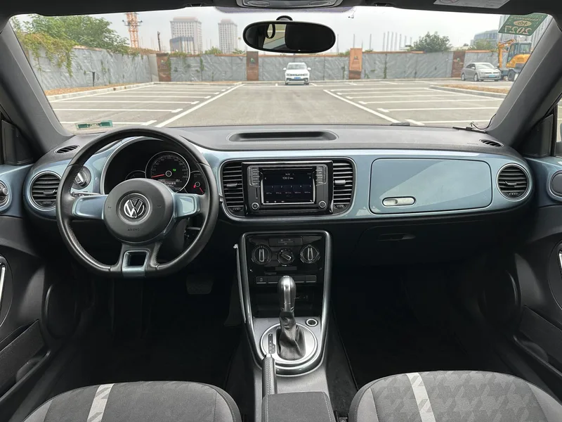 Volkswagen Beetle 2018 180TSI Yile type interior photo 14 Volkswagen Beetle 2018 180TSI Yile type interior photo 14