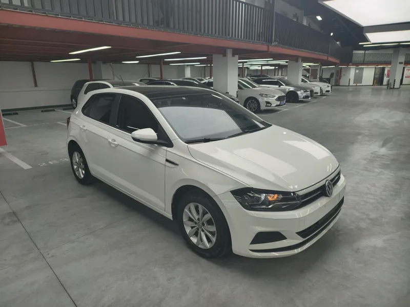 Volkswagen Polo 2019 Plus 1.5L Versión de tecnología colorida automática exterior foto 3 Volkswagen Polo 2019 Plus 1.5L Versión de tecnología colorida automática exterior foto 3