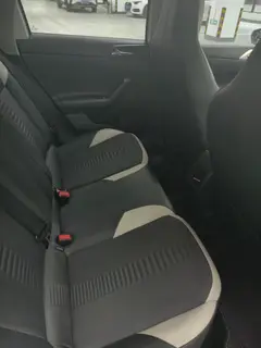 Volkswagen Polo 2019 Plus 1.5L Versión de tecnología colorida automática interior foto 7 Volkswagen Polo 2019 Plus 1.5L Versión de tecnología colorida automática interior foto 7
