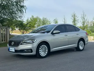 Volkswagen Lavida 2019 1.5L Automatic Vision Edition Country VI exterior photo 1 Volkswagen Lavida 2019 1.5L Automatic Vision Edition Country VI exterior photo 1