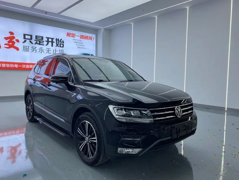 Volkswagen Tiguan L 2020 330TSI Automatic two-wheel drive panoramic comfort version China V exterior photo 3 Volkswagen Tiguan L 2020 330TSI Automatic two-wheel drive panoramic comfort version China V exterior photo 3