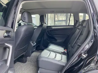 Volkswagen Tiguan L 2020 330TSI Automatic two-wheel drive panoramic comfort version China V exterior photo 10 Volkswagen Tiguan L 2020 330TSI Automatic two-wheel drive panoramic comfort version China V exterior photo 10