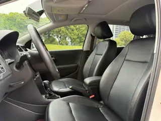 Volkswagen Polo 2016 1.6L Automatic Comfort Type interior photo 8 Volkswagen Polo 2016 1.6L Automatic Comfort Type interior photo 8