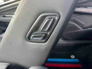 Volkswagen Passat 2022 330TSI Star Elite Edition interior photo 16