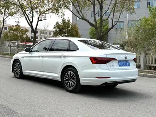 Volkswagen Sagitar 2021 280TSI DSG 30 Anniversary Edition interior photo 9 Volkswagen Sagitar 2021 280TSI DSG 30 Anniversary Edition interior photo 9