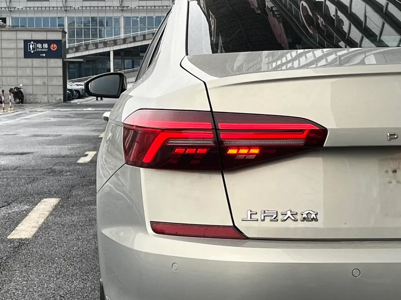 Volkswagen Passat 2019 330TSI Elite Edition Country VI exterior photo 7 Volkswagen Passat 2019 330TSI Elite Edition Country VI exterior photo 7