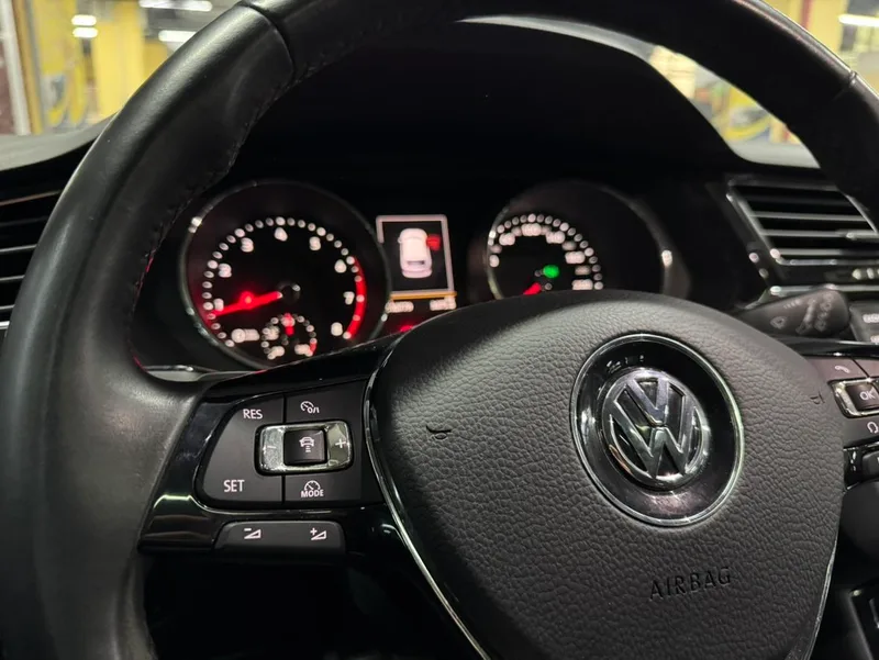 Volkswagen Tiguan L 2017 380TSI Automatic four-wheel drive ultimate flagship interior photo 19 Volkswagen Tiguan L 2017 380TSI Automatic four-wheel drive ultimate flagship interior photo 19