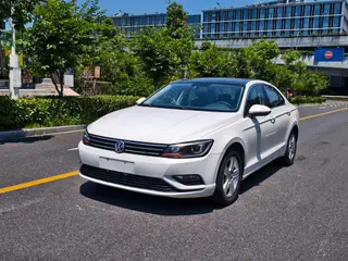 Volkswagen Lamando 2017 230TSI DSG Version mode