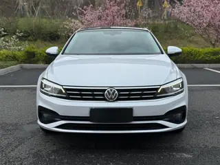 Volkswagen Lamando 2019 280TSI DSG Comfort Edition Country VI exterior photo 2 Volkswagen Lamando 2019 280TSI DSG Comfort Edition Country VI exterior photo 2