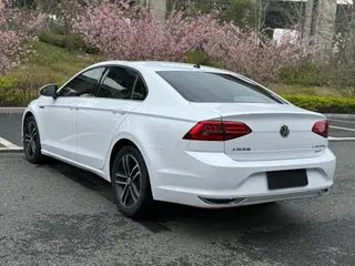 Volkswagen Lamando 2019 280TSI DSG Comfort Edition Country VI interior photo 6 Volkswagen Lamando 2019 280TSI DSG Comfort Edition Country VI interior photo 6
