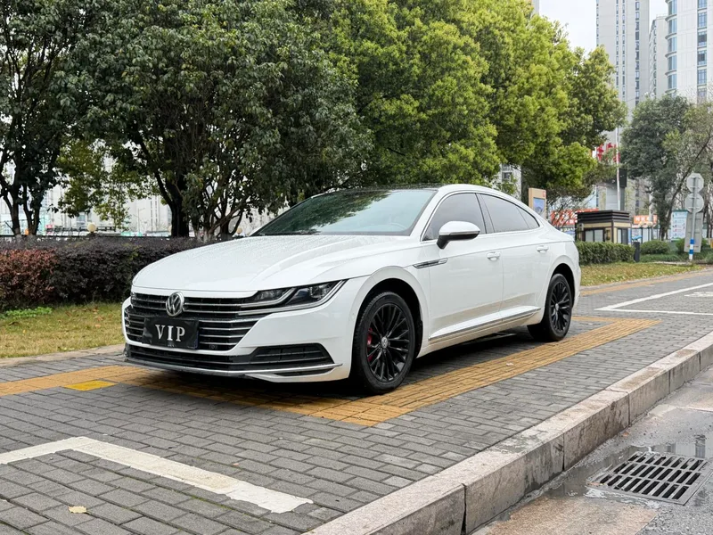 Volkswagen CC 2019 380TSI Charm Yan Edition China V exterior photo 1 Volkswagen CC 2019 380TSI Charm Yan Edition China V exterior photo 1