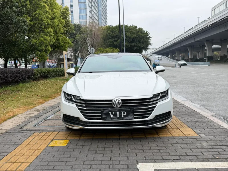 Volkswagen CC 2019 380TSI Charm Yan Edition China V exterior photo 2 Volkswagen CC 2019 380TSI Charm Yan Edition China V exterior photo 2