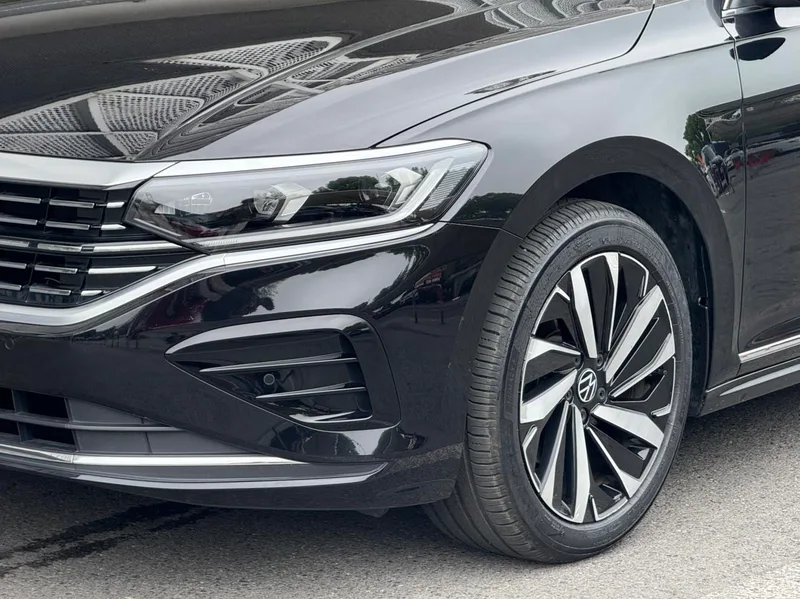 Volkswagen Passat 2022 330TSI Elite Edition exterior photo 4 Volkswagen Passat 2022 330TSI Elite Edition exterior photo 4