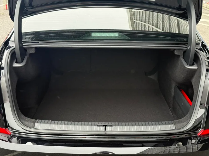 Volkswagen Passat 2022 330TSI Elite Edition exterior photo 9 Volkswagen Passat 2022 330TSI Elite Edition exterior photo 9