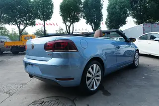 Volkswagen Golf 2012 1.4TSI Deluxe Convertible Edition interior photo 17 Volkswagen Golf 2012 1.4TSI Deluxe Convertible Edition interior photo 17