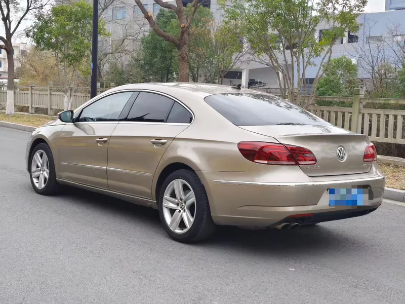 Volkswagen CC 2015 2.0TSI Supreme Type interior photo 7 Volkswagen CC 2015 2.0TSI Supreme Type interior photo 7