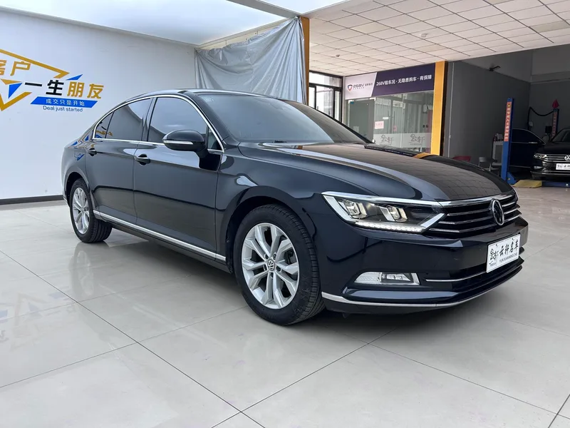 Volkswagen Magotan 2019 330TSI DSG Luxury type China V exterior photo 3 Volkswagen Magotan 2019 330TSI DSG Luxury type China V exterior photo 3