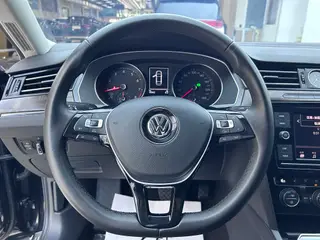 Volkswagen Magotan 2019 330TSI DSG Luxury type China V exterior photo 5 Volkswagen Magotan 2019 330TSI DSG Luxury type China V exterior photo 5