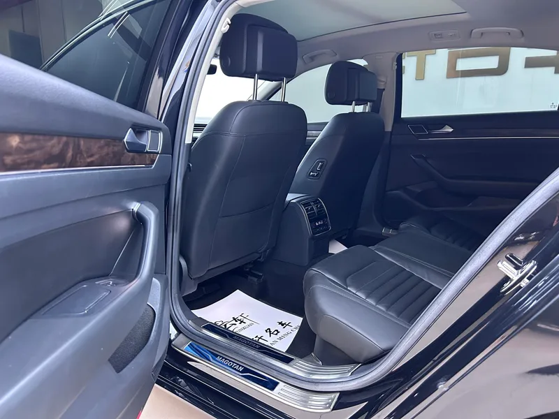 Volkswagen Magotan 2019 330TSI DSG Luxury type China V interior photo 8 Volkswagen Magotan 2019 330TSI DSG Luxury type China V interior photo 8