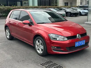 Volkswagen Golf 2014 1.4TSI Automatic Comfort Type exterior photo 3 Volkswagen Golf 2014 1.4TSI Automatic Comfort Type exterior photo 3