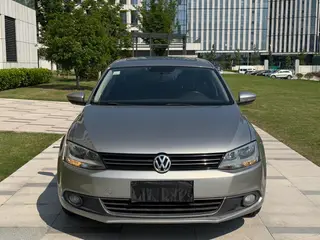 Volkswagen Sagitar 2015 1.6L Automatic Comfort Type exterior photo 2 Volkswagen Sagitar 2015 1.6L Automatic Comfort Type exterior photo 2