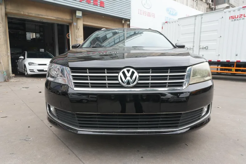 Volkswagen Gran Lavida 2013 1.4TSI Automatic Comfort Type exterior photo 2 Volkswagen Gran Lavida 2013 1.4TSI Automatic Comfort Type exterior photo 2