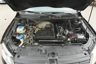 Volkswagen Gran Lavida 2013 1.4TSI Automatic Comfort Type interior photo 14 Volkswagen Gran Lavida 2013 1.4TSI Automatic Comfort Type interior photo 14