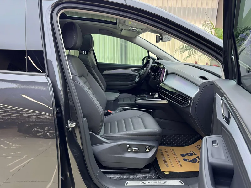 Volkswagen Talagon 2024 380TSI Four-wheel drive luxury version Pro 6 seat interior photo 14 Volkswagen Talagon 2024 380TSI Four-wheel drive luxury version Pro 6 seat interior photo 14
