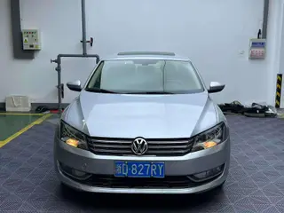 Volkswagen Passat 2011 1.8TSI Auto Honor Edition exterior photo 2
