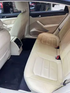 Volkswagen Passat 2011 1.8TSI Auto Honor Edition interior photo 8
